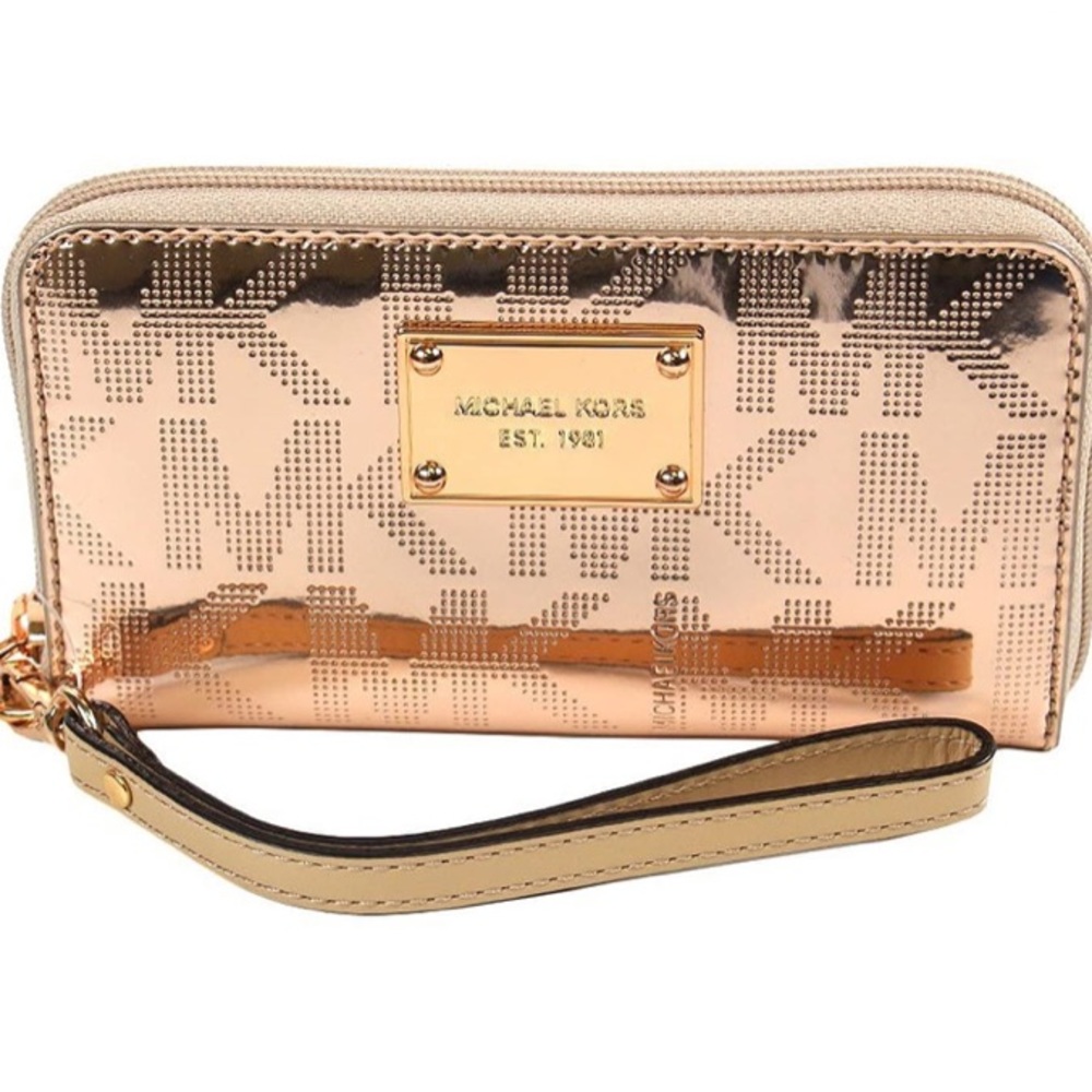 Micheal Kors Rose Gold wallet